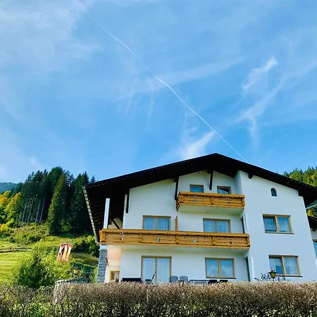 Pensjonat Talblick In Waengle Bei 3*